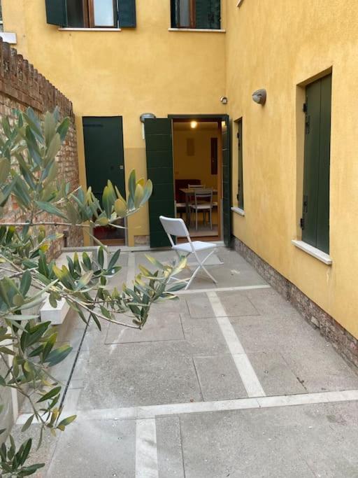 Appartamento Tre Archi Con Corte Privata เวนิส ภายนอก รูปภาพ