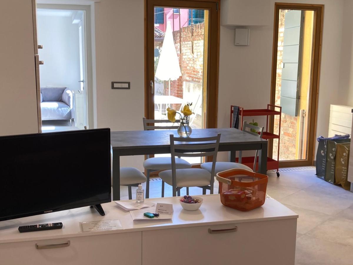 Appartamento Tre Archi Con Corte Privata เวนิส ภายนอก รูปภาพ